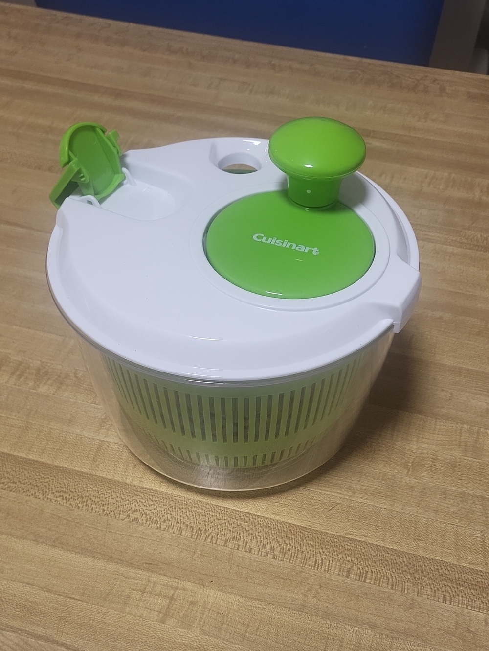 Cuisinart White and Green Salad Spinner